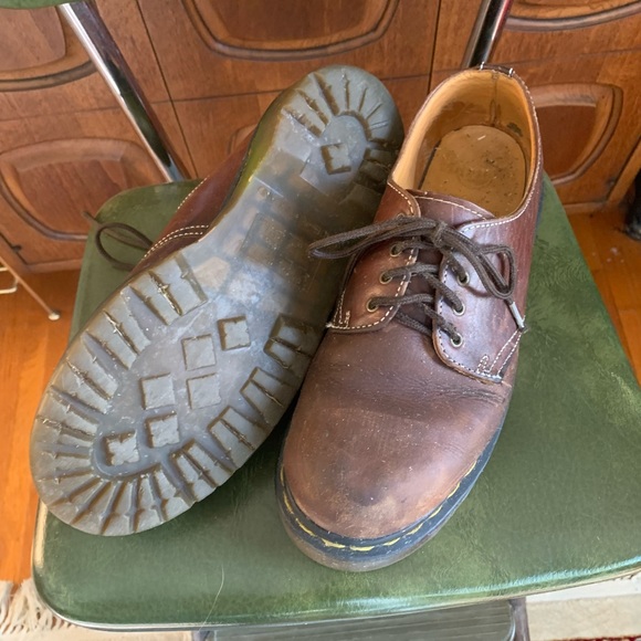 Vintage Dr.Martens brown men’s Oxford. Made in England size 9 main image 5